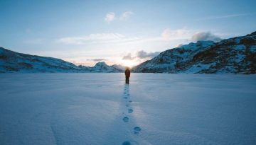 footprint-on-snow